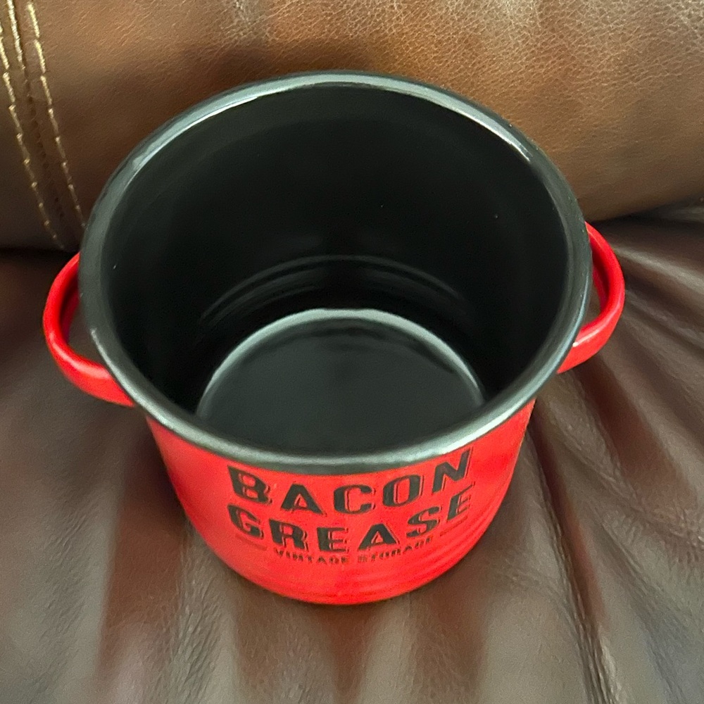 NWOT Grease Container - Picture 3 of 3